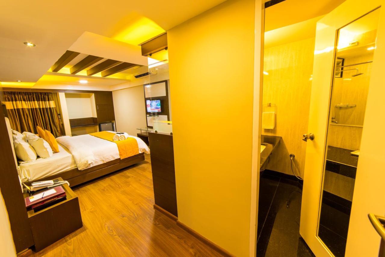 The Madurai Residency Hotel Bagian luar foto