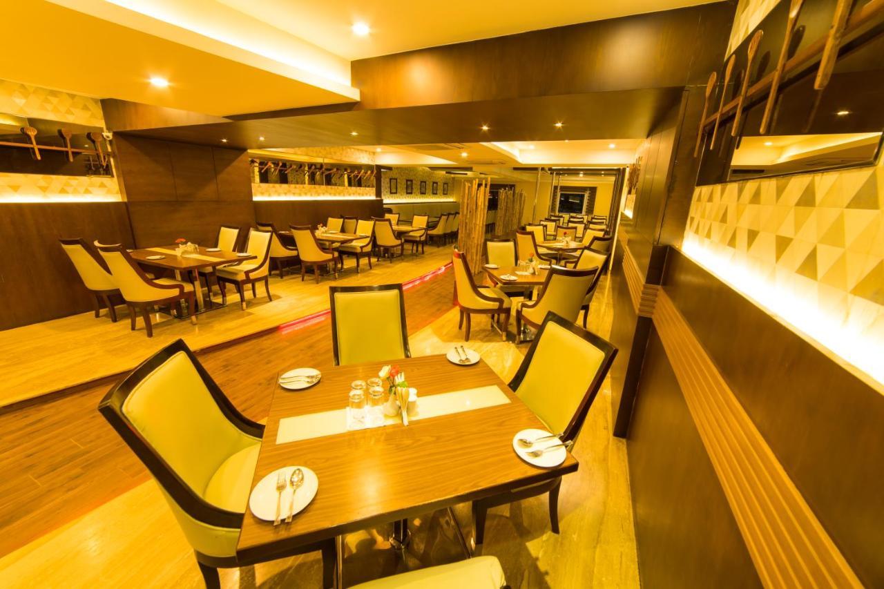 The Madurai Residency Hotel Bagian luar foto
