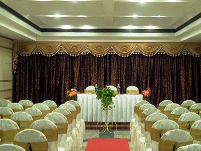 The Madurai Residency Hotel Bagian luar foto