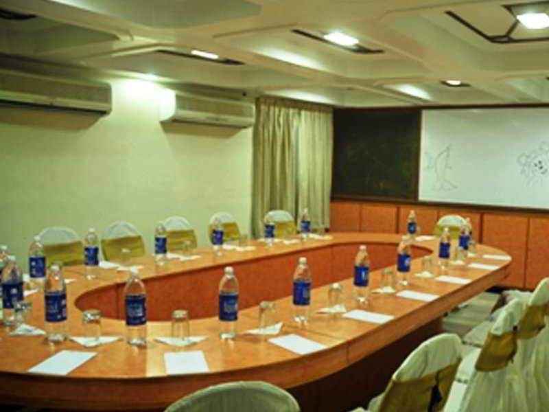The Madurai Residency Hotel Bagian luar foto